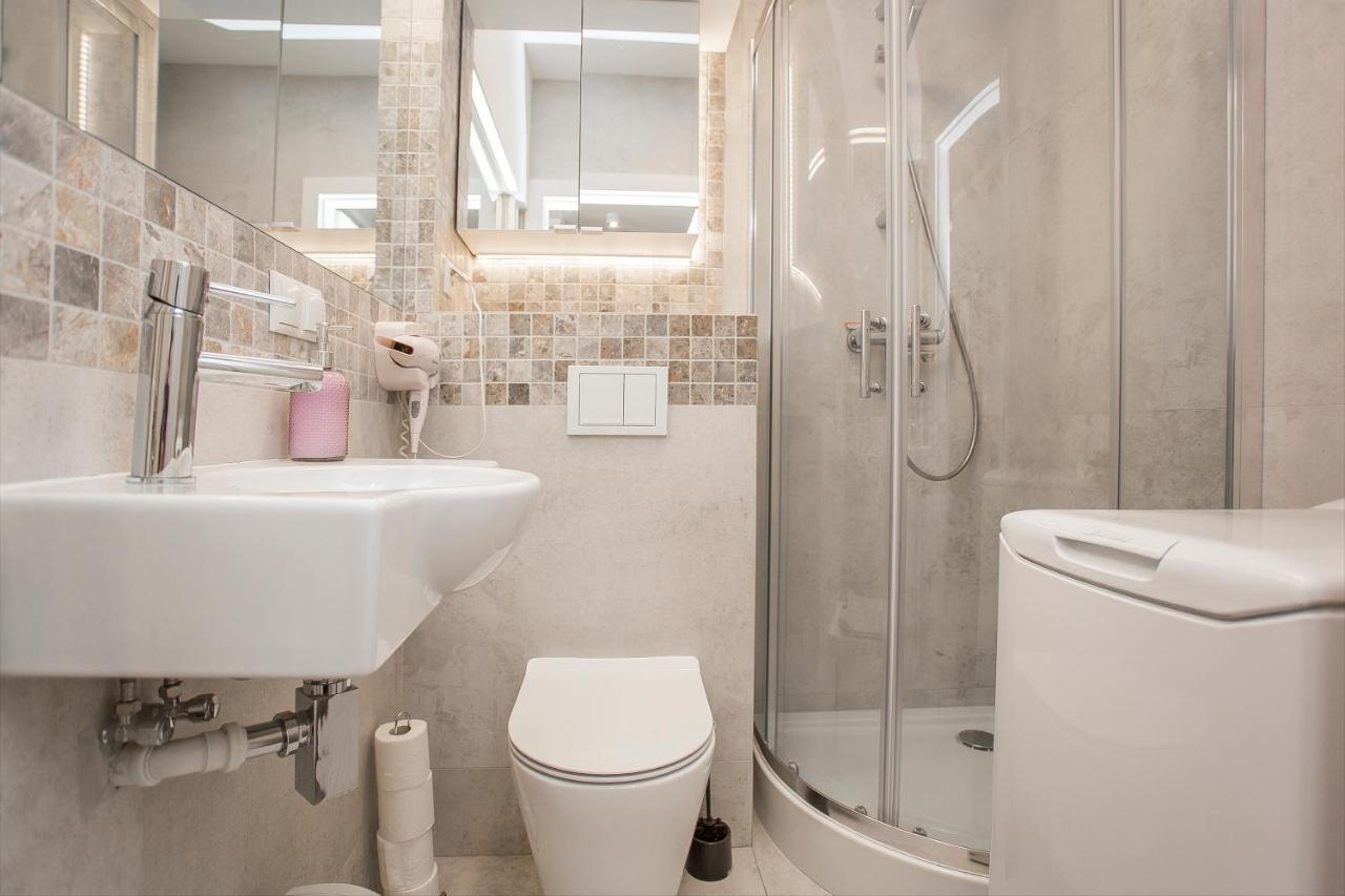 Urban Jungle Apartment In The Heart Of The City Białystok Kültér fotó